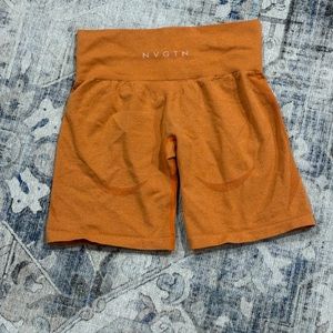 NVGTN contour shorts